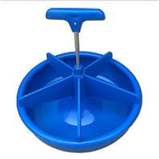 Годівниця пластикова для підсосних поросят мискова з кріпленням для лужної підлоги