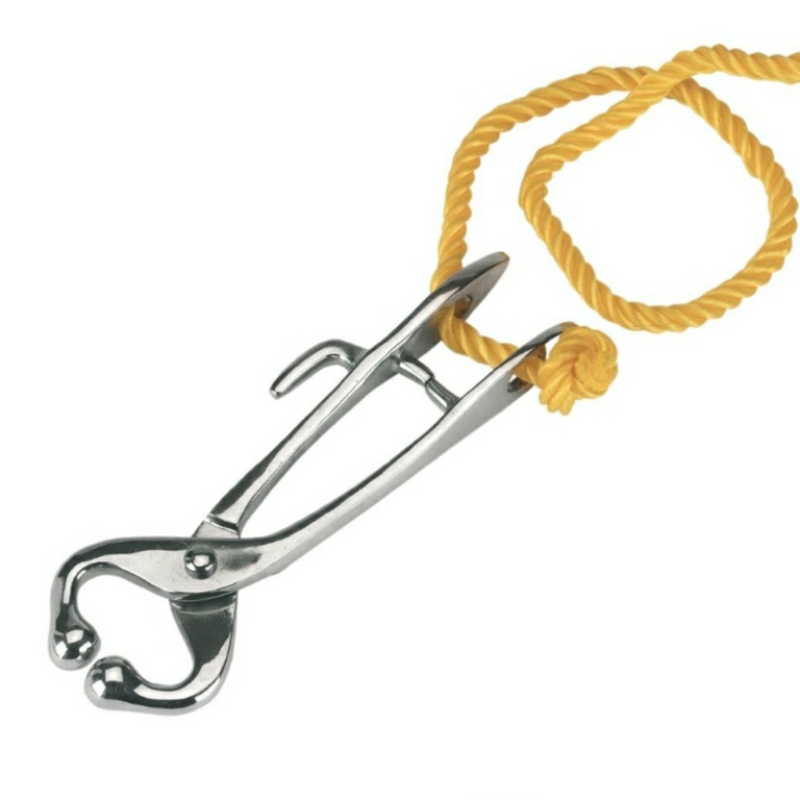 Щипці з нейлоновим тросом для зажиму носа у бика